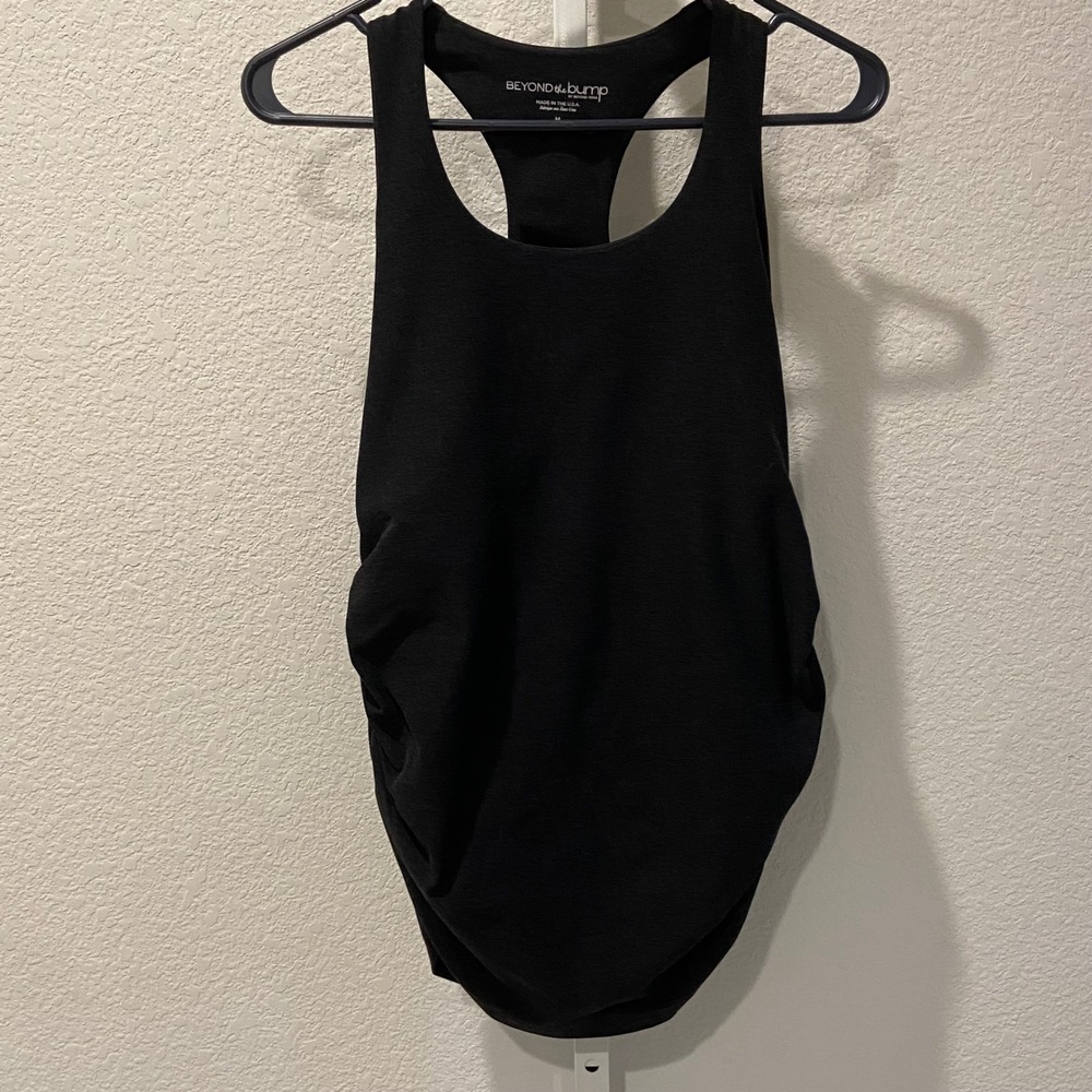 Beyond the Bump Black Maternity Tank Top Racerback Ruched Sides Medium